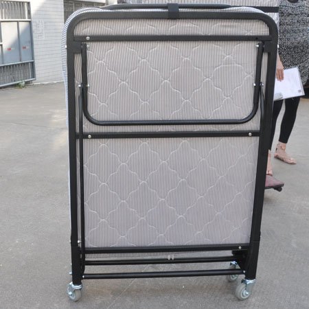 Cama plegable adicional móvil de hotel con 4 ruedas